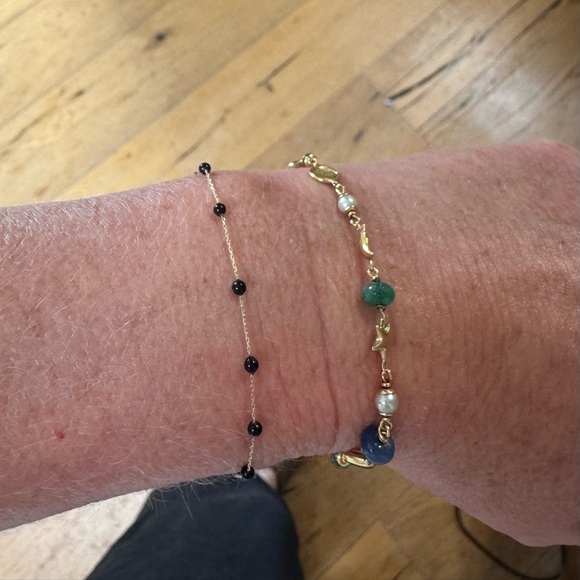 Dainty 14k solid gold and enamel station bracelet - Picture 4 of 4